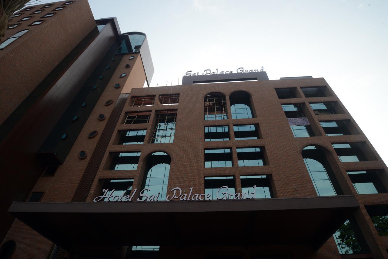 Sai Palace Grand, Malad Bombaim Exterior foto